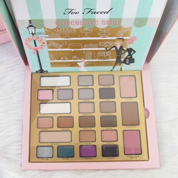 Too Faced Christmas in New York Set - Picture 3 of 8